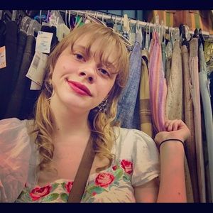 Meet your Posher, Sierra